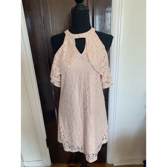 Candies Heart Lace Light Pink Cold Shoulder Peak a Boo Sleeve Dress Sz Small - Picture 6 of 8
